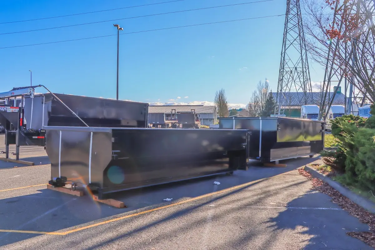 Professional dumpster rental and junk removal service in Tangerine